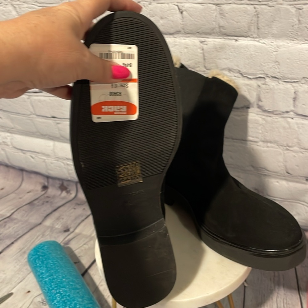 Stuart Weitzman Alpine Black Suede Chelsea Boots Faux Fur Lined Size 10 - Picture 12 of 12